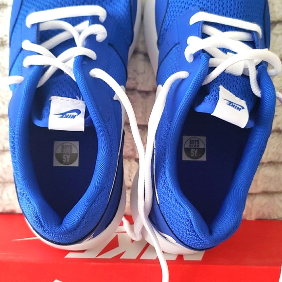 Nike Youth sneakers - Picture 5 of 12